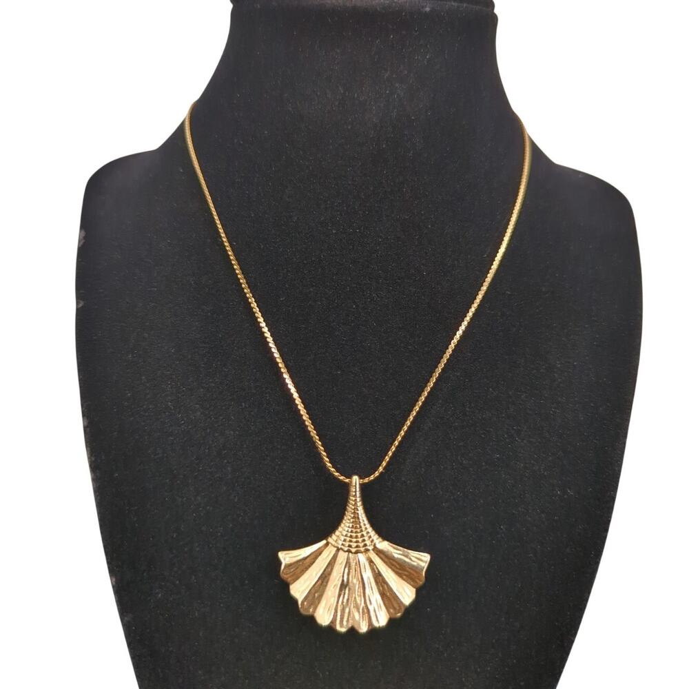 Vintage Fashion Necklace goldtone fan box chain elegant classy